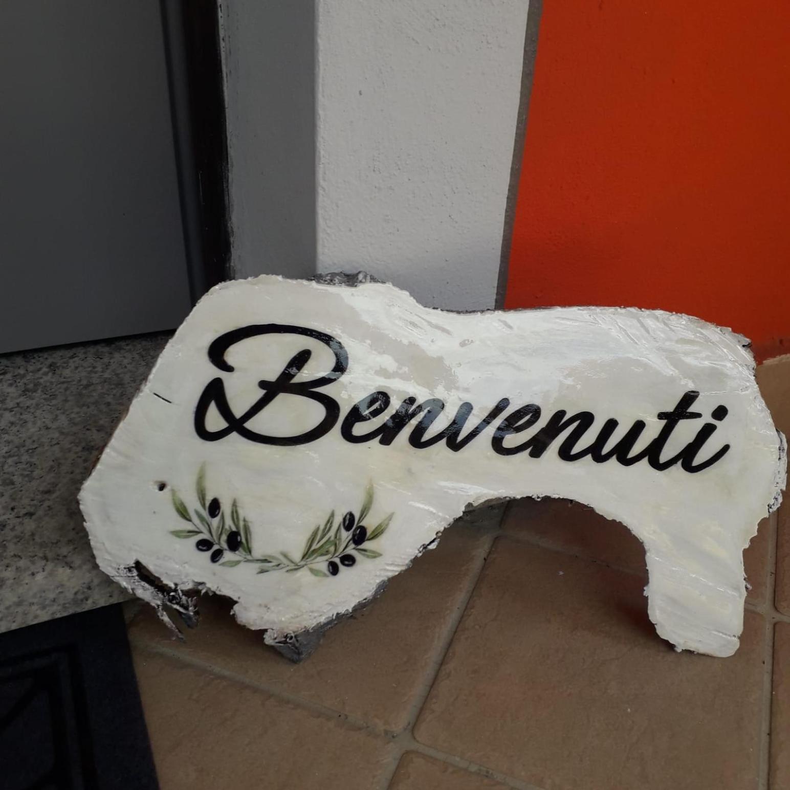 לינה וארוחת בוקר Santa Giuletta Beb Ulivo מראה חיצוני תמונה